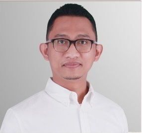 10. Yogi.jpg